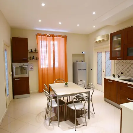 Binario 24 Guest house Naples